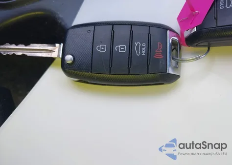 2016 Kia Forte Lx z USA, uszkodzony, nr VIN KNAFK4A67G5619736